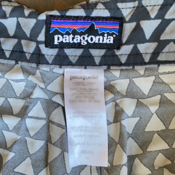 Patagonia size 31 Men’s Aztec Two-Tone Gray Boardshorts - Picture 3 of 5
